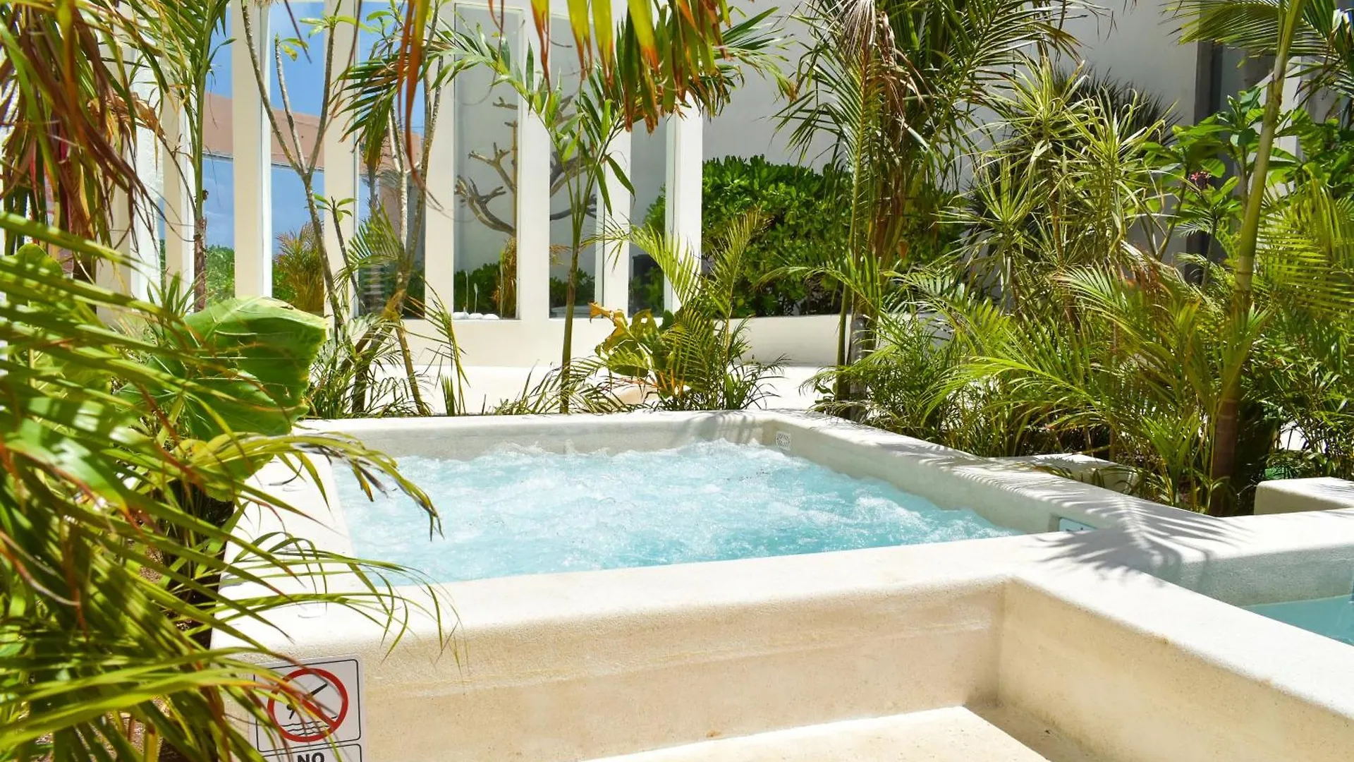 Hotel Nyx Cancun