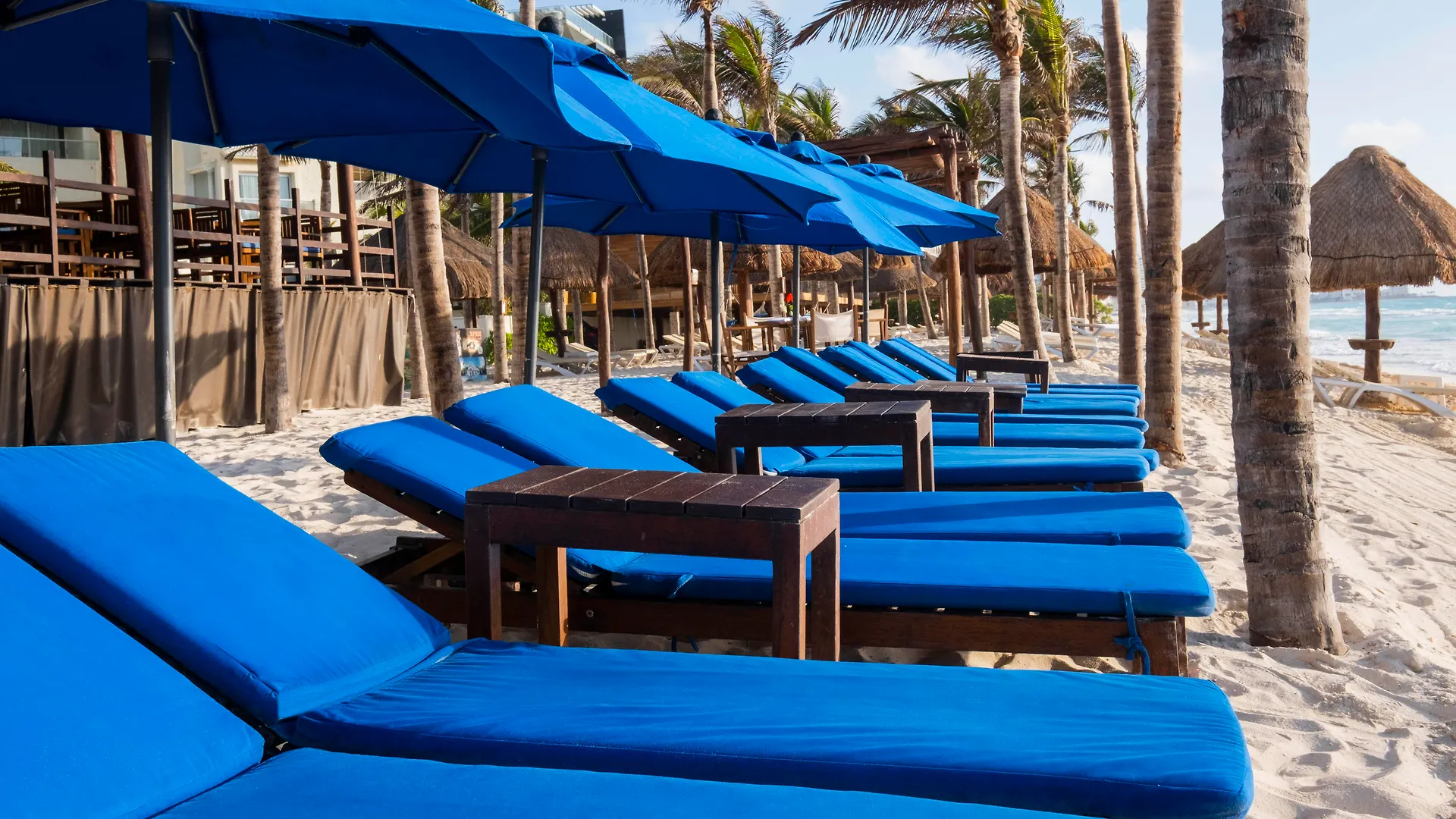Resort Hotel Nyx Cancun